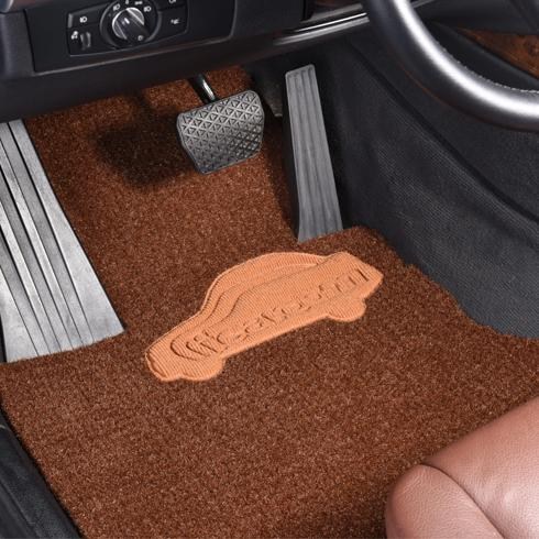 清洗地毯切勿全部放在水中？